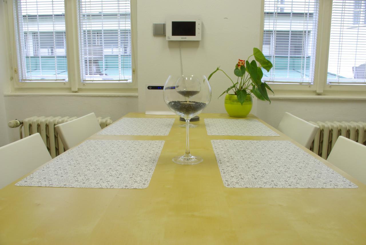 Quiet Courtyard Apartment Πράγα Εξωτερικό φωτογραφία